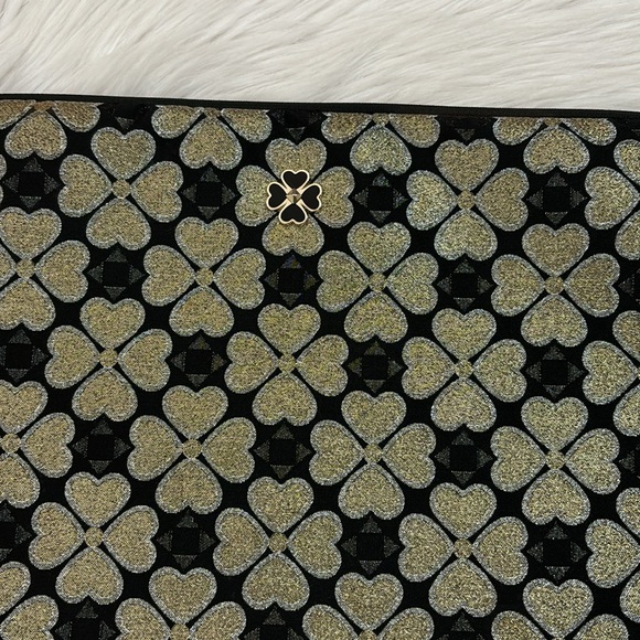 ♠️✨Kate Spade Laptop Case With Black Gold and Silver Heart Pattern✨ - Picture 6 of 7
